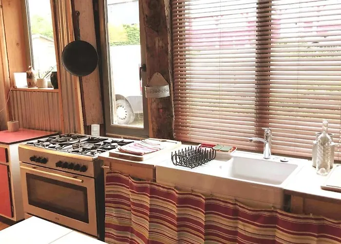 Holiday home Le Relais St Nicol, Avec Terrasse De 50m2 Et Parking Prive